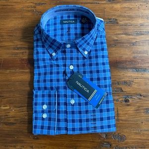 Men’s dress shirt